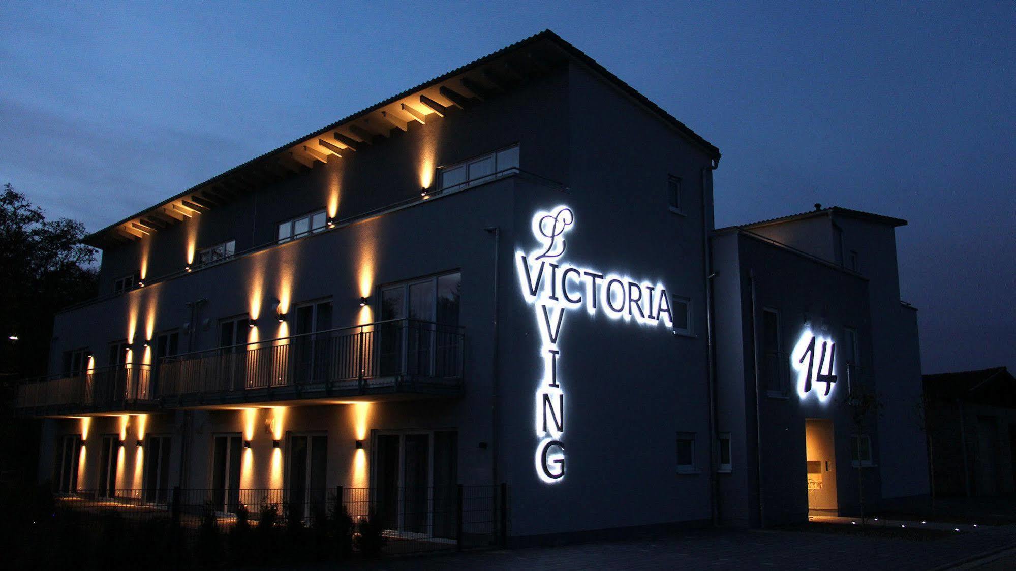Готель Victoria Living Jockgrim Екстер'єр фото